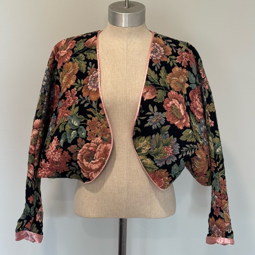 Vintage Floral Tapestry Cropped Jacket